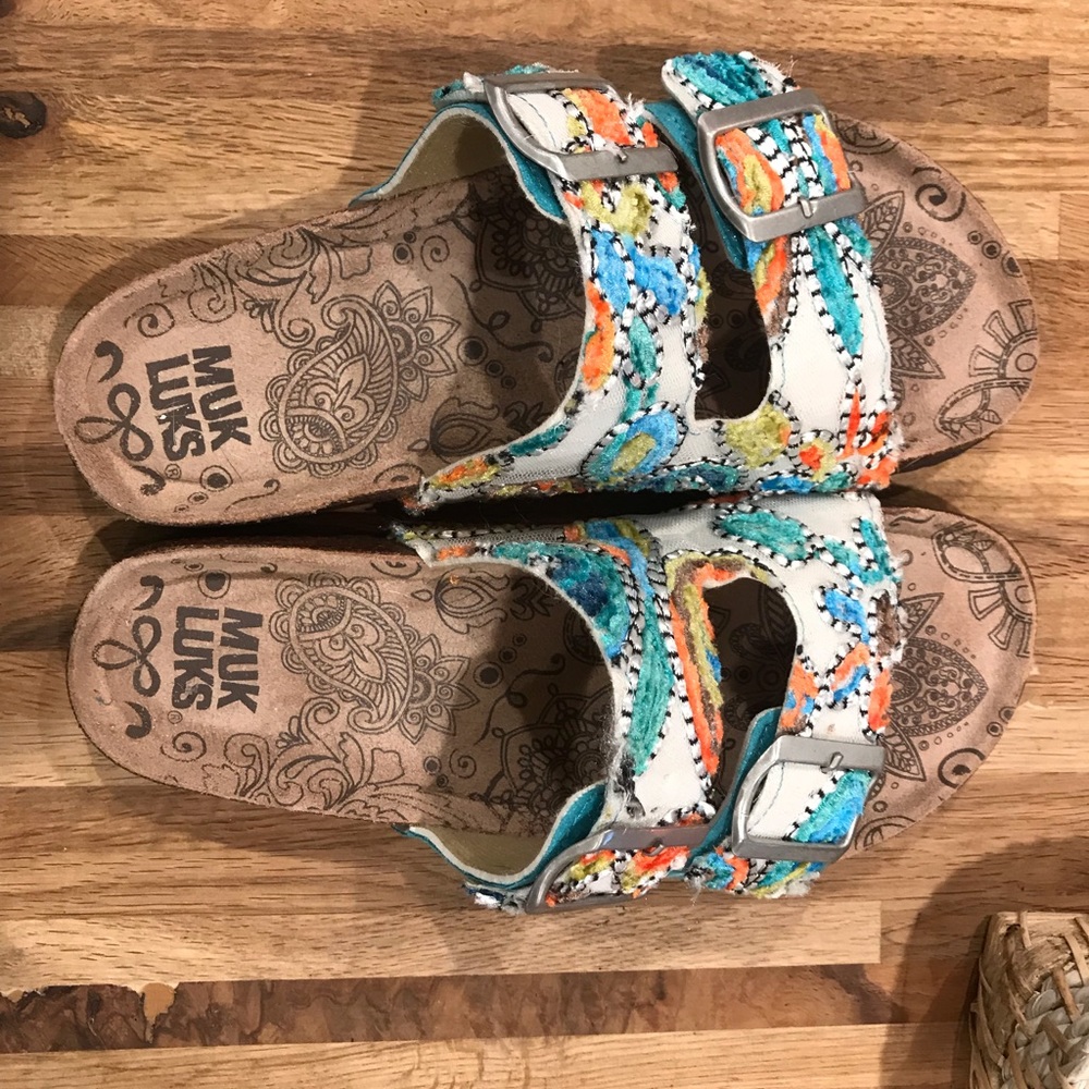 Muk Luks